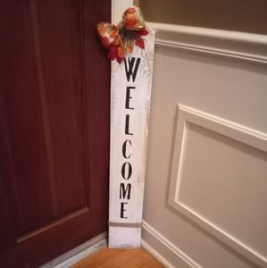 Welcome sign